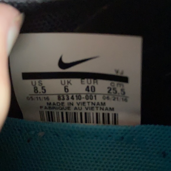 Nike Free Run Shoes - Picture 5 of 5